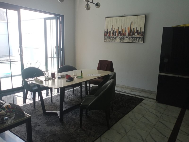 Rumah Asri & Lokasi Startegis di Pondok Pinang, Pondok Indah , Jakarta Selatan dengan spesifikasi sbb : 