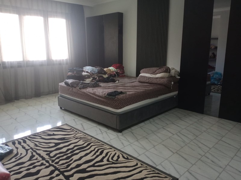 Rumah Asri & Lokasi Startegis di Pondok Pinang, Pondok Indah , Jakarta Selatan dengan spesifikasi sbb : 