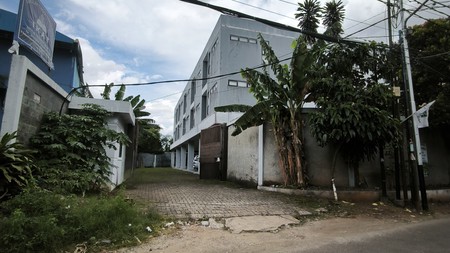 NEW TOWNHOUSE Lokasi Strategis Di Veteran Bintaro Pesanggrahan Jaksel - POSISI HOEK