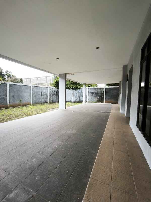 NEW TOWNHOUSE Lokasi Strategis Di Veteran Bintaro Pesanggrahan Jaksel - POSISI HOEK