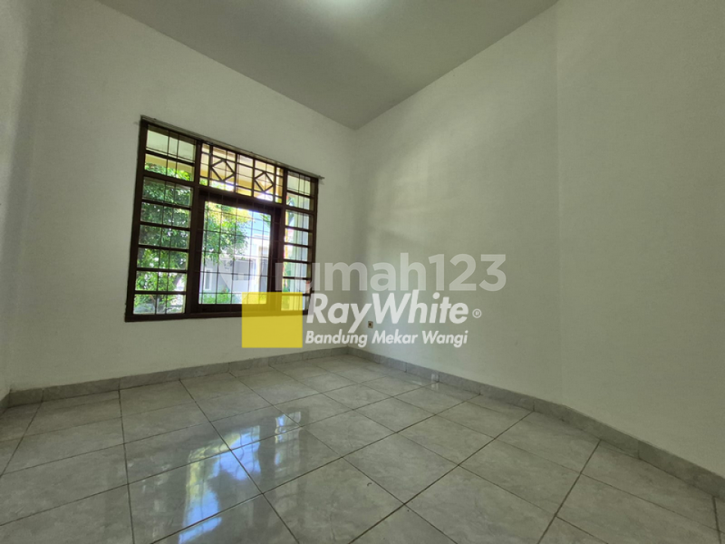 Rumah Tinggal 1 Lantai Taman Bougenvile Kalimalang - Bekasi