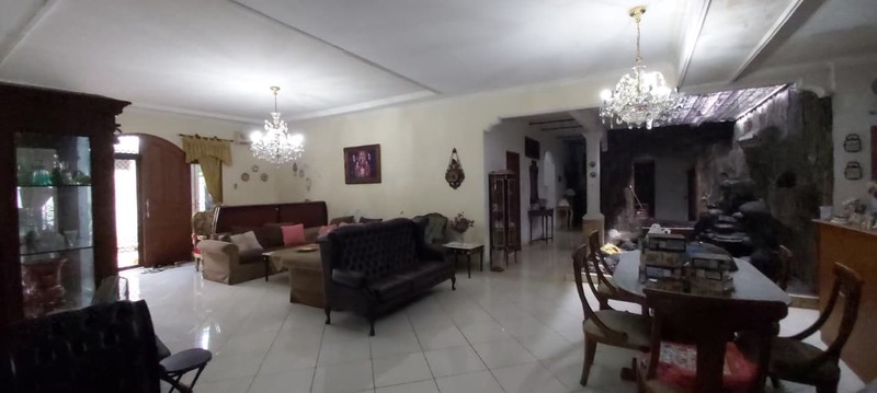 Rumah Bagus Di Jl H Saiyan Pondok Ranji Tangerang Selatan