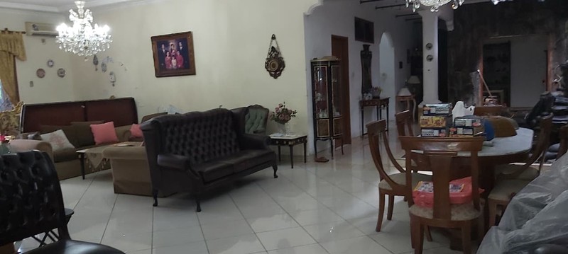 Rumah Bagus Di Jl H Saiyan Pondok Ranji Tangerang Selatan