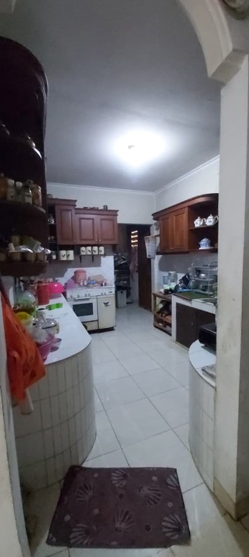 Rumah Bagus Di Jl H Saiyan Pondok Ranji Tangerang Selatan