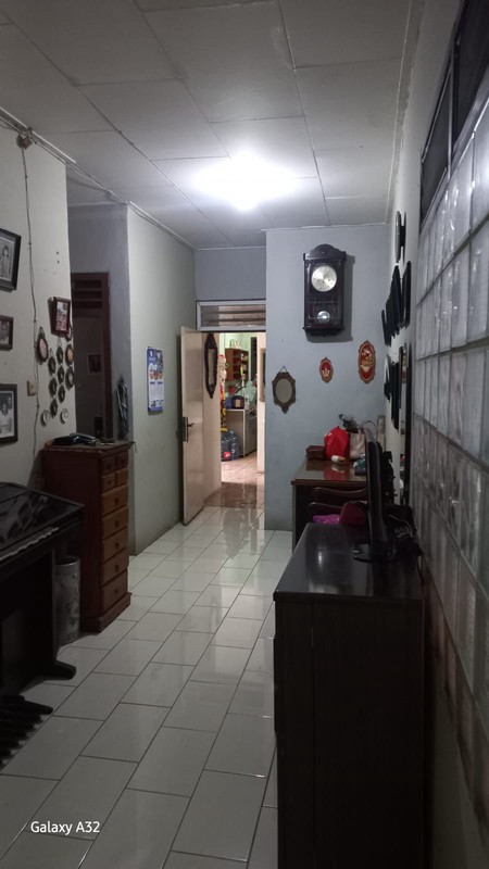 Rumah Bagus Di Jl Merpati Raya Ciputat Tangerang Selatan