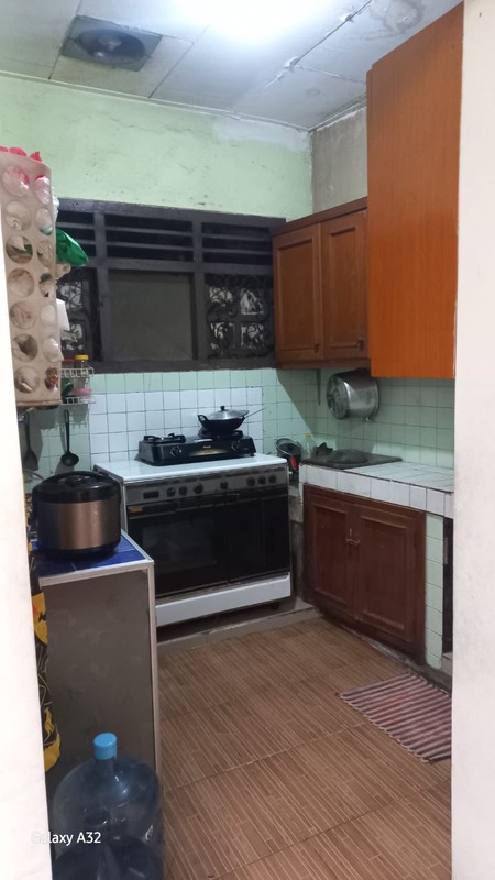 Rumah Bagus Di Jl Merpati Raya Ciputat Tangerang Selatan