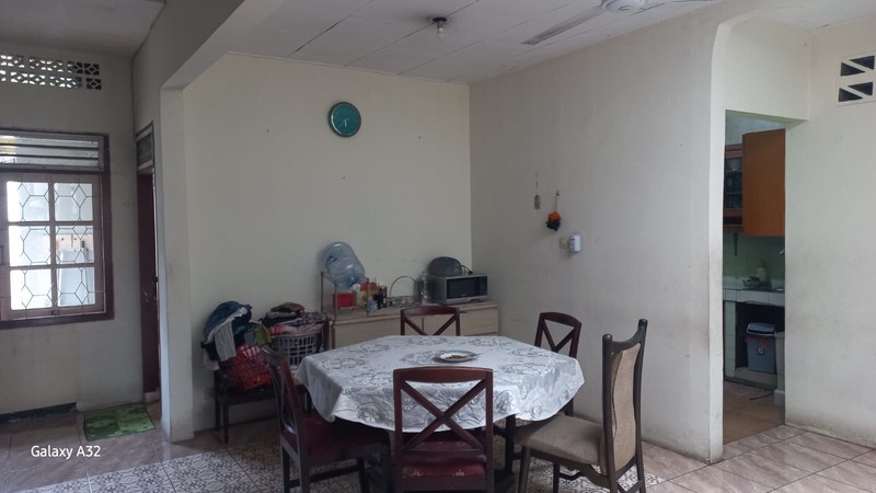 Rumah Bagus Di Jl Merpati Raya Ciputat Tangerang Selatan