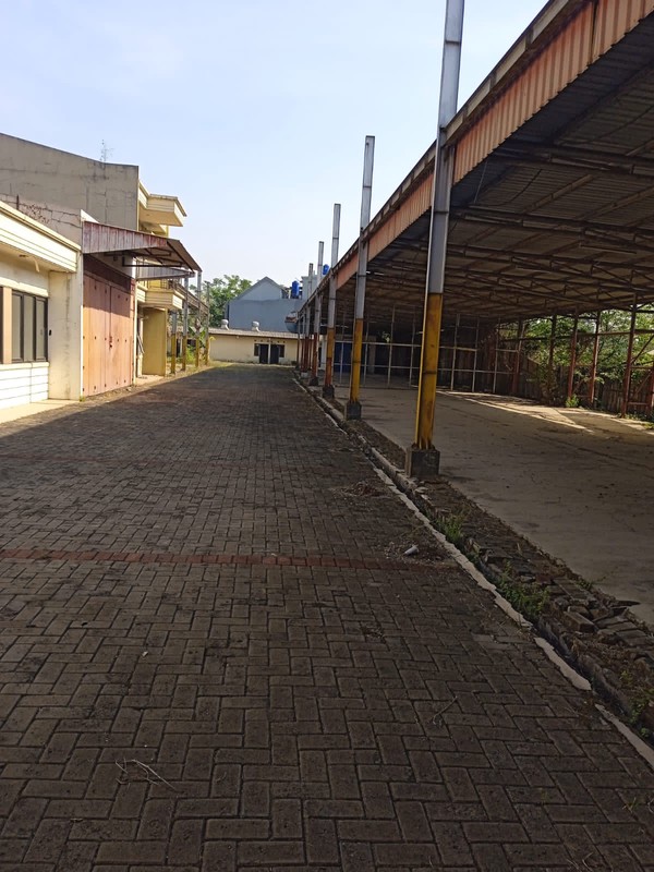 Bengkel Dan Gudang Di Lokasi Strategis Di Jl Pondok Cabe Raya Pamulang