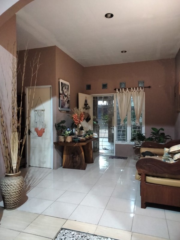 Rumah Siap Huni dengan Hunian Nyaman dan Asri di Sawangan, Depok