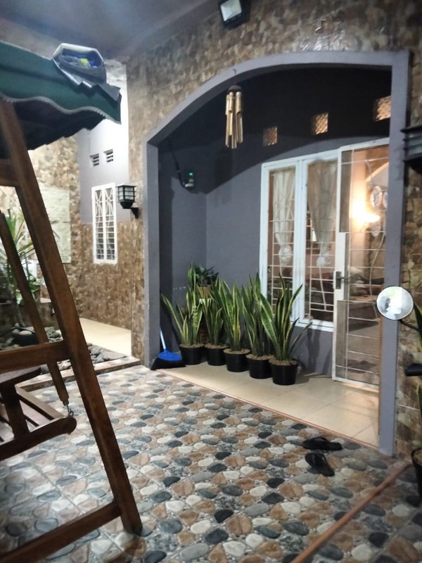 Rumah Siap Huni dengan Hunian Nyaman dan Asri di Sawangan, Depok