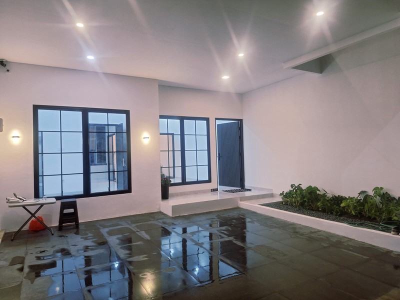 Rumah Brand New, S'Furnished Area Graha Bintaro Near Gate Tol Parigi.