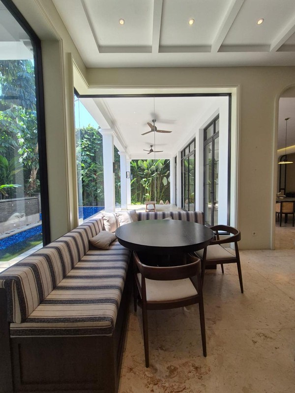 House for rent in Premium Area Kebayoran Baru