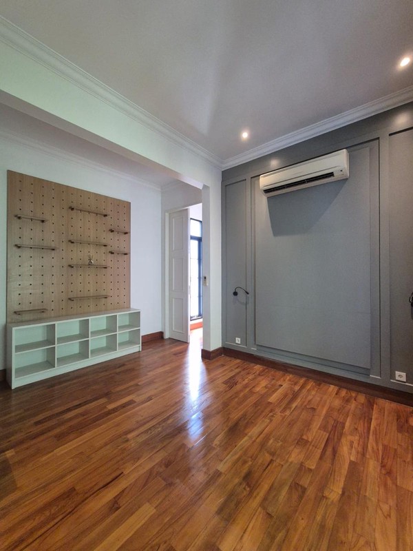 House for rent in Premium Area Kebayoran Baru