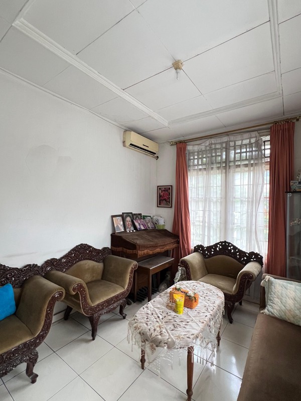 Rumah siap Huni,posisi hoek di Bintaro Jaya 9