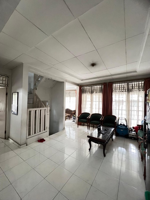 Rumah siap Huni,posisi hoek di Bintaro Jaya 9