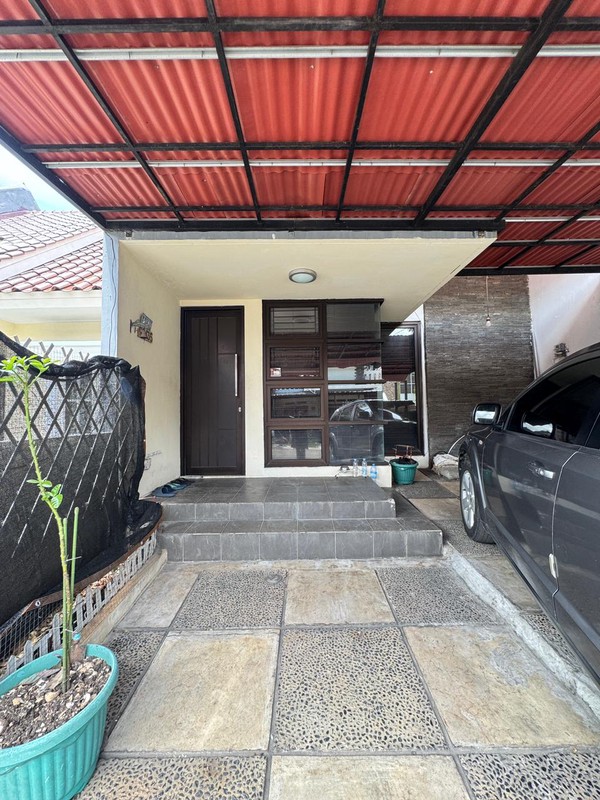 Rumah 3 Lantai dalam Komplek Pondok Cabe