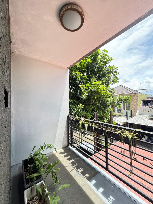 Rumah 3 Lantai dalam Komplek Pondok Cabe