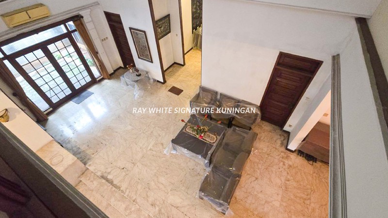 Rumah Siap Huni Lokasi Premium, Menteng Jakarta Pusat