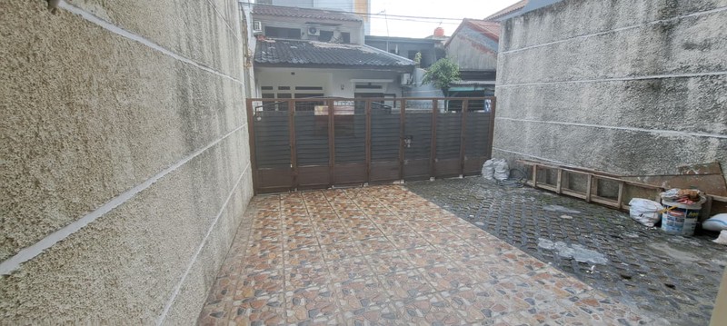 Rumah 2 Lantai di Tebet Timur Jaksel