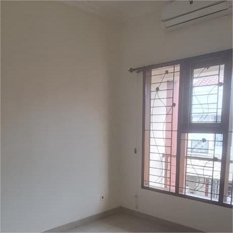 Rumah 2 Lantai di Tebet Timur Jaksel