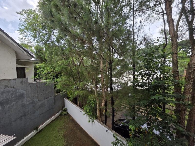 Rumah Bagus Hook Siap Huni Asri di Discovery Cielo, Bintaro Jaya Sektor 9