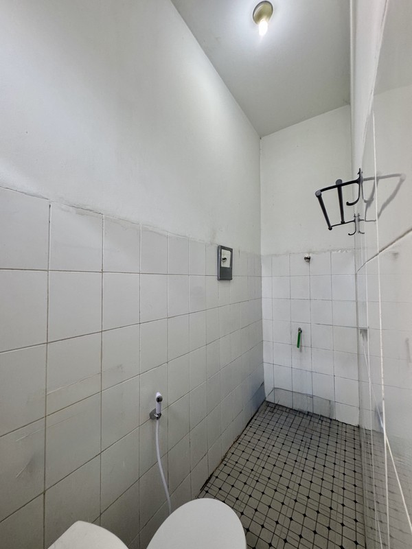 Dijual  Ruko Kos-Kosan 3 Lantai di Jalan Deli, Koja, Jakarta Utara 