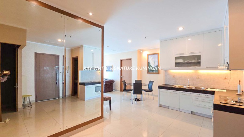 Apartemen Sahid Sudirman Residence Mid-floor 3 BR Full Furnished