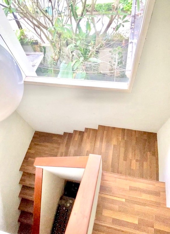 Rumah Bagus,dalam ruangan rapih di Bintaro Jaya 9