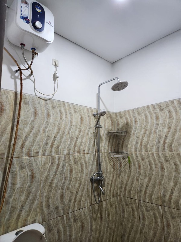 Rumah Bagus 2 Lantai Dalam Cluster Siap Huni dengan Hunian Nyaman dan Asri @Ciputat