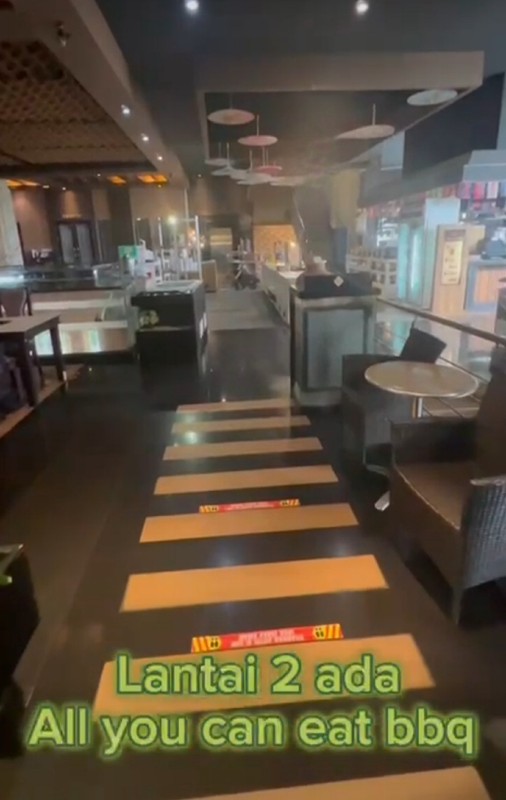 Dijual / Disewakan 2174 m2 Gedung Sidoarjo Kota Jl. Kahuripan Nirwana - Entalsewu Buduran Sidoarjo - Nol Jalan Raya Kembar Komersial Area - Parkiran Mobil Luas - Kapasitas Ballroom 1000 Orang - Full F