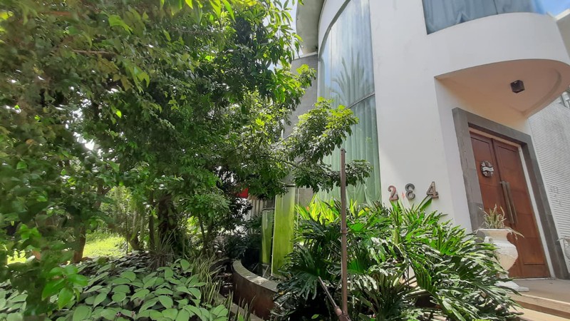 Rumah Asri dan Nyaman Lokasi Strategis di  Bintaro Jaya, Tangerang Selatan