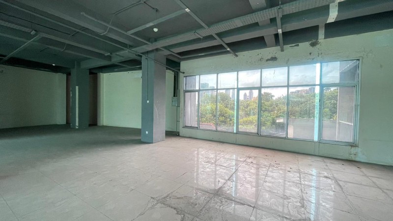 DISEWAKAN! RUANG USAHA TERMURAH DI PRIME AREA WOLTER MONGINSIDI JAKARTA SELATAN