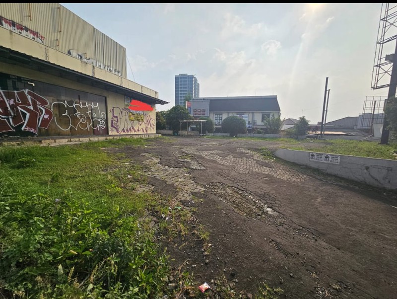 Jual Tanah Strategis Pertigaan ke Cirendeu