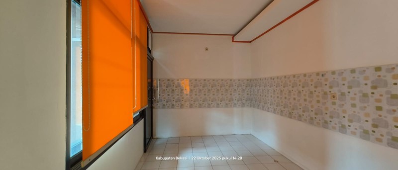 Dijual rumah di hook 3 lantai di Harvest city cibubur