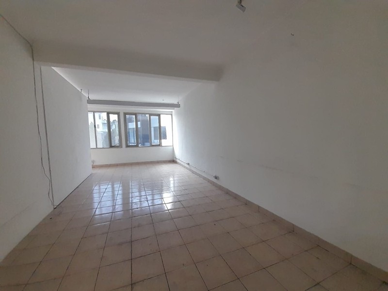 Disewa Ruko Setra Duta Strategis Dekat Patung Tangan