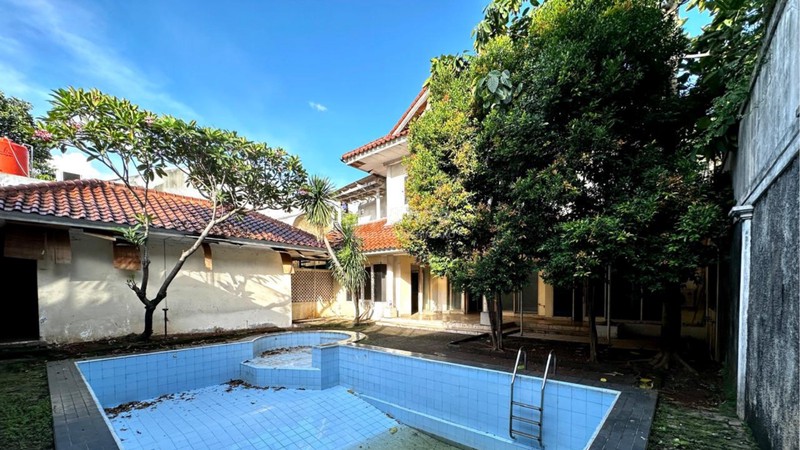 Rumah Hitung Tanah Area Cipete