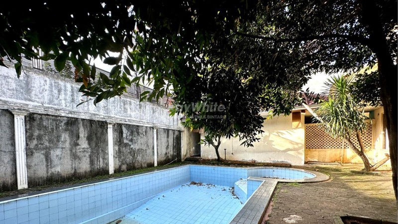 Rumah Hitung Tanah Area Cipete