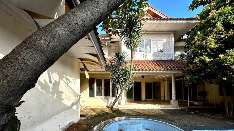 Rumah Hitung Tanah Area Cipete