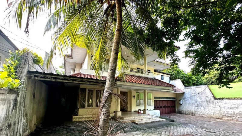 Rumah Hitung Tanah Area Cipete