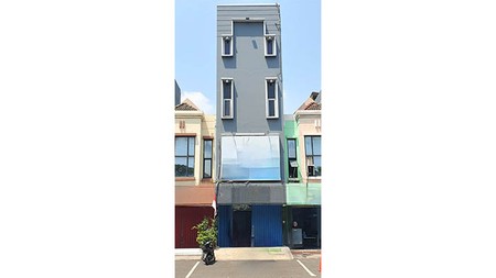 Ruko rapih bersih siap pakai di lokasi prima - Kelapa Hibrida Raya, Kelapa Gading