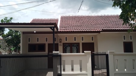 RUMAH CANTIK SIAP HUNI DI TAMAN RAHAYU REGENCY 2 SETU BEKASI