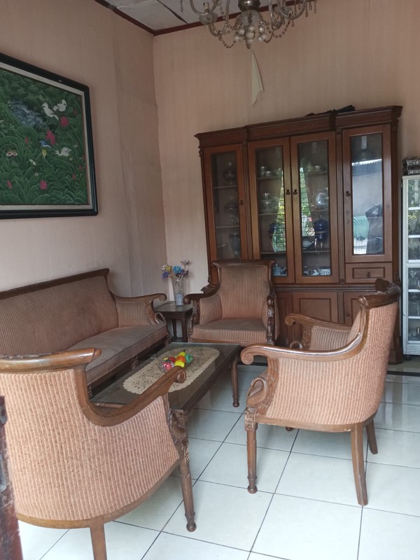 Dijual Rumah di JL. Nanas VI Perum 1 Karawaci Tangerang