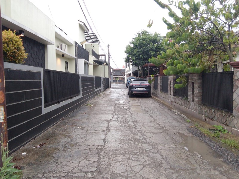 Tanah di Komplek Parakan Soekarno Hatta 