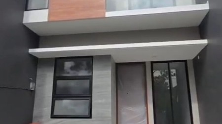 Dijual Rumah Baru Jalan Baruk - Kedung Baruk - Rungkut Surabaya Timur - Spesial Row Jalan Lebar 3,5 Mobil - Kamar Tidur 4 Plus 1 - Carport Masuk 2 Mobil Dekat Raya Merr, Galaxy Mall