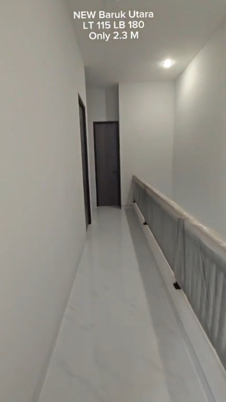 Dijual Rumah Baru Jalan Baruk - Kedung Baruk - Rungkut Surabaya Timur - Spesial Row Jalan Lebar 3,5 Mobil - Kamar Tidur 4 Plus 1 - Carport Masuk 2 Mobil Dekat Raya Merr, Galaxy Mall