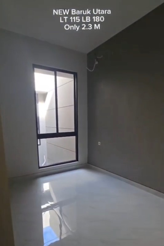 Dijual Rumah Baru Jalan Baruk - Kedung Baruk - Rungkut Surabaya Timur - Spesial Row Jalan Lebar 3,5 Mobil - Kamar Tidur 4 Plus 1 - Carport Masuk 2 Mobil Dekat Raya Merr, Galaxy Mall