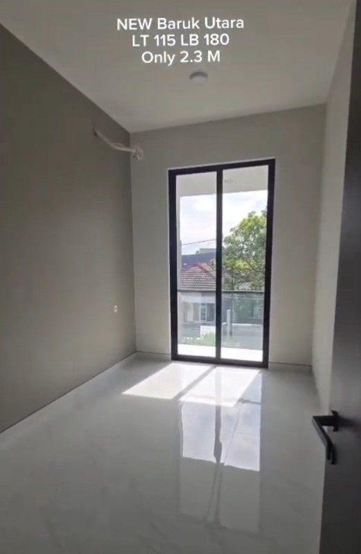 Dijual Rumah Baru Jalan Baruk - Kedung Baruk - Rungkut Surabaya Timur - Spesial Row Jalan Lebar 3,5 Mobil - Kamar Tidur 4 Plus 1 - Carport Masuk 2 Mobil Dekat Raya Merr, Galaxy Mall