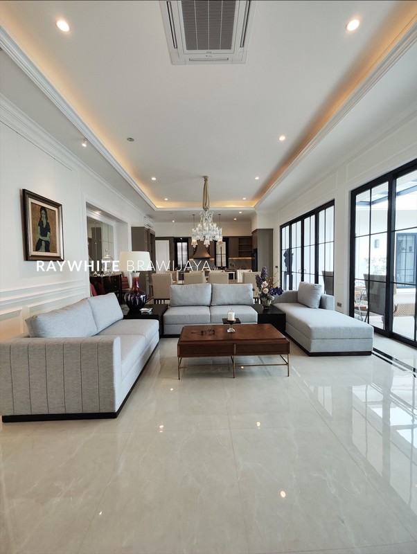 Brand New Classic Modern Luxurious Home Pondok Pinang Area