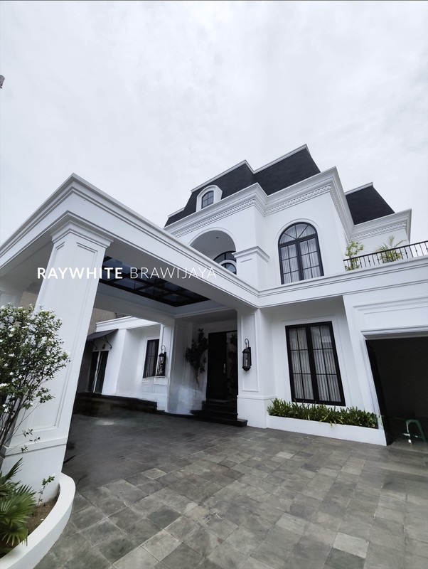 Brand New Classic Modern Luxurious Home Pondok Pinang Area