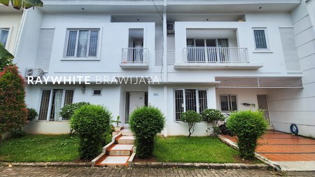 Rumah 2 Lantai Dalam Townhouse Cirendeu Tangsel